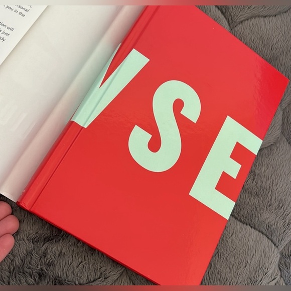 How to be a Bawse by Lilly Singh in great condition - Picture 2 of 4